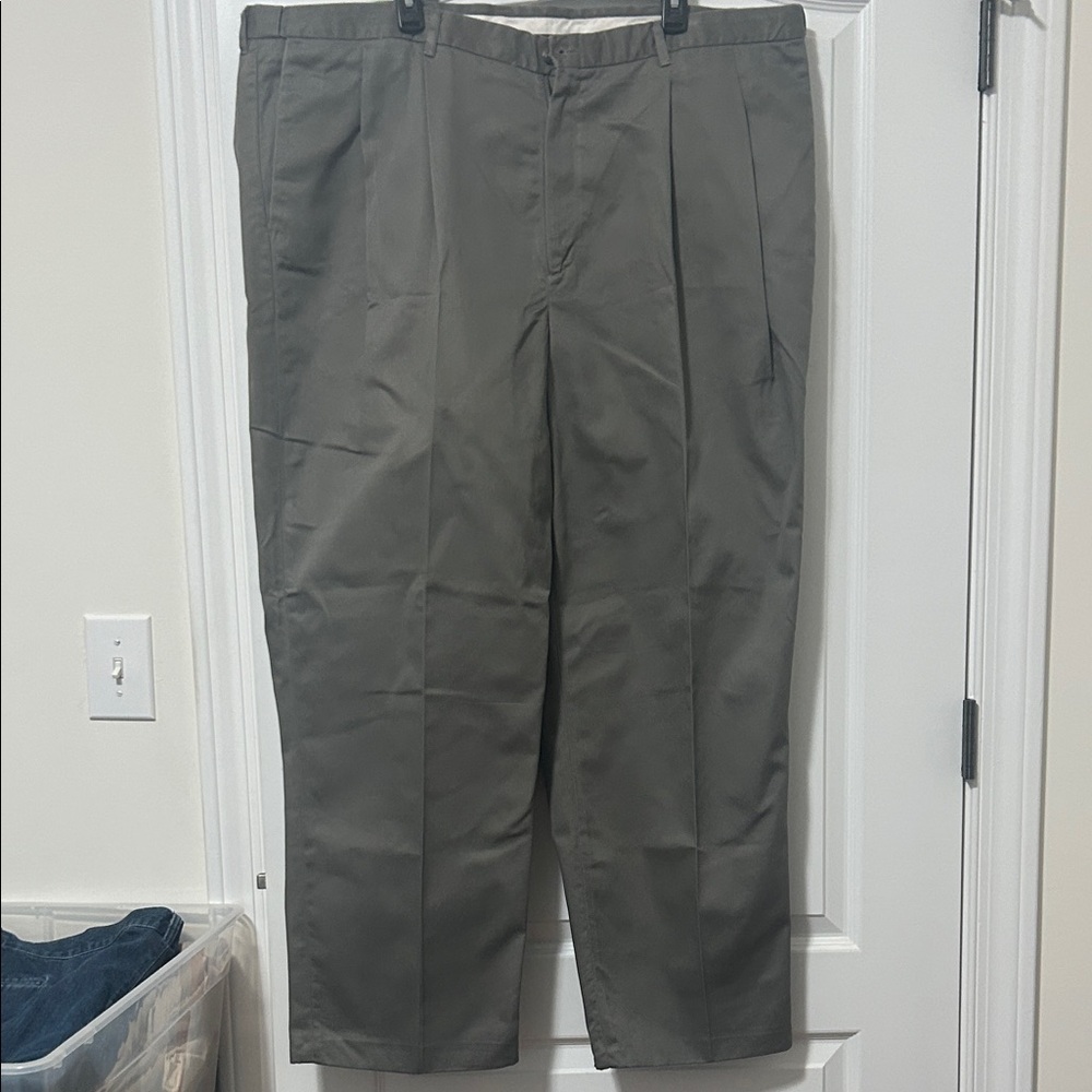 Haggar Men's Charcoal Chinos